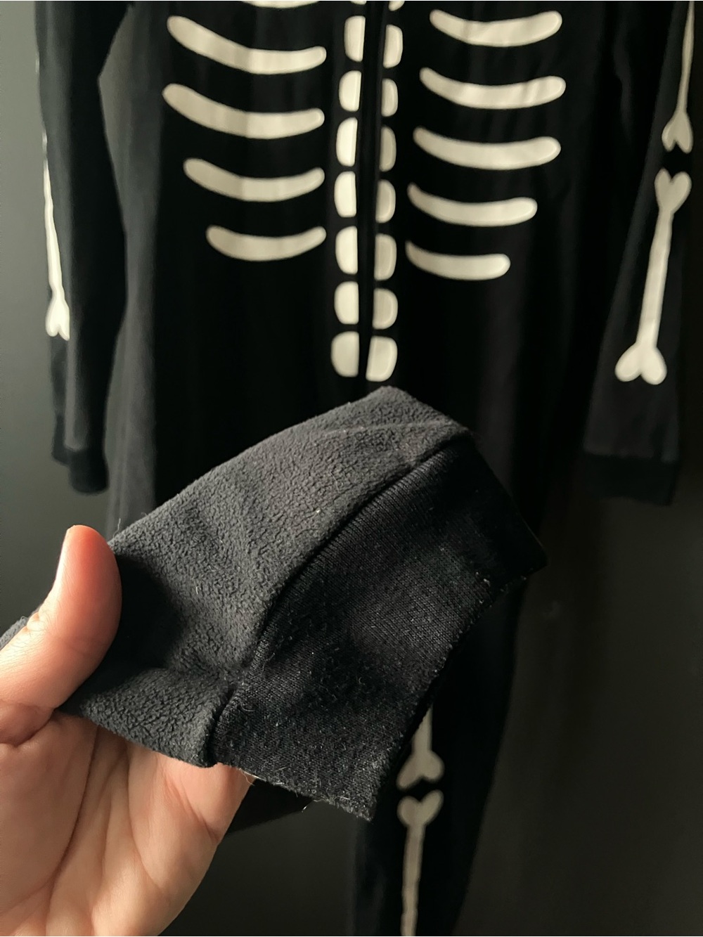 Skeleton One Piece Pajamas 10y Fleece Black & White Sleeper Camping Halloween - Picture 7 of 9